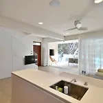 Apartment Chiponsky One - 5 Stars Beachfront *