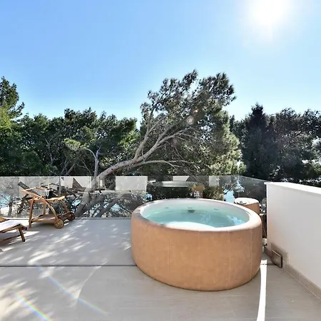 Apartment Chiponsky One - 5 Star Beachfront *
