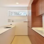 Chiponsky One - 5 Star Beachfront