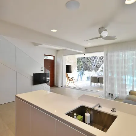 Apartmán Chiponsky One - 5 Star Beachfront *